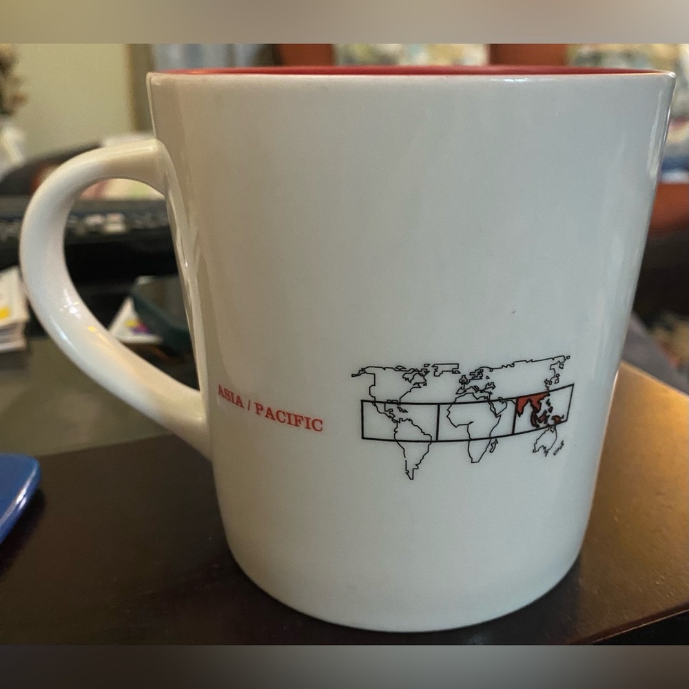 Starbucks Komodo Dragon Blend White Mug 2005 - Picture 5 of 7